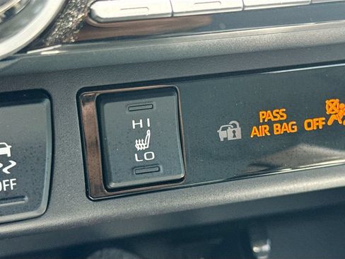Used 2025 Toyota RAV4 XLE Premium w/ Weather Package AWD/4WD image 20