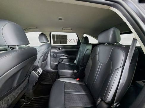 Used 2023 Kia Sorento EX AWD/4WD image 28