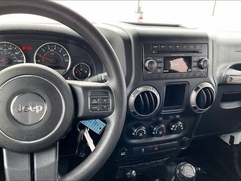 Used 2013 Jeep Wrangler Sport image 6