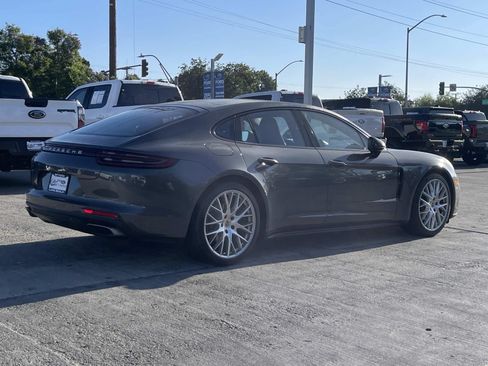 Used 2018 Porsche Panamera 4 AWD/4WD image 3