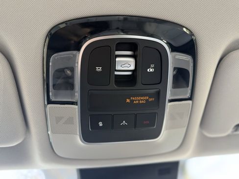 Used 2021 Hyundai Sonata Limited image 34