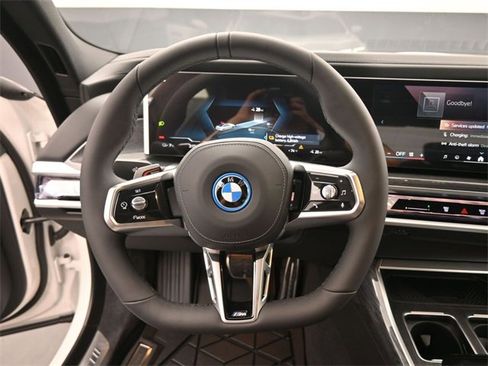 New 2026 BMW i7 eDrive50 w/ M Sport Package image 6