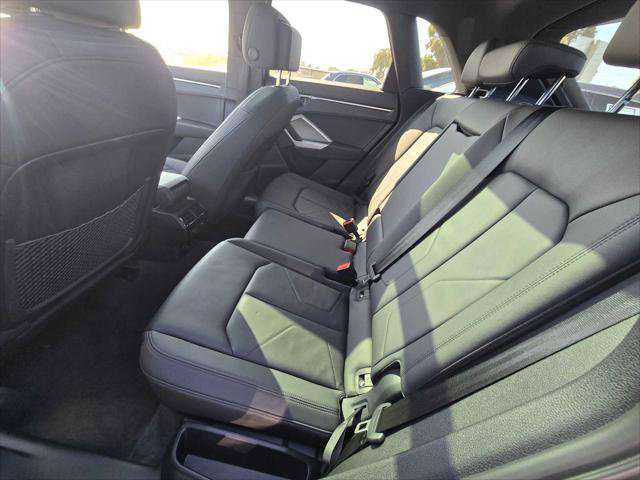 Used 2024 Audi Q3 2.0T Premium AWD/4WD image 18