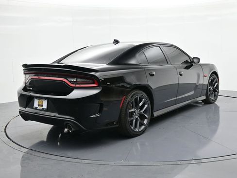 Used 2022 Dodge Charger R/T w/ Blacktop Package image 6