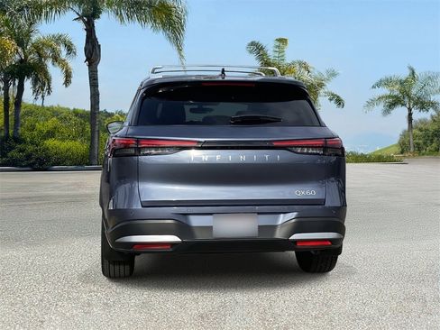 Certified 2026 INFINITI QX60 Luxe w/ Cargo Package image 3