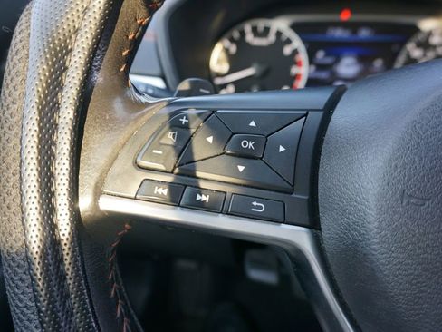 Used 2022 Nissan Altima 2.5 SR image 8