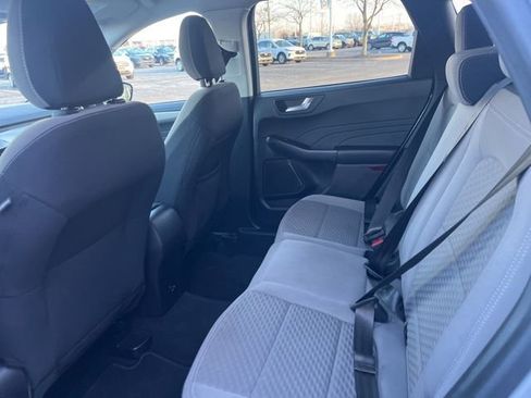 Used 2021 Ford Escape SE w/ SE Sport Appearance Package image 14