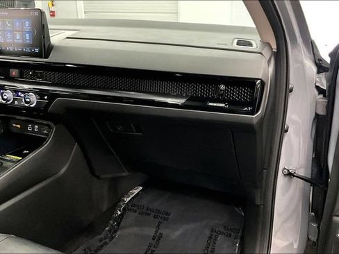 Used 2025 Honda CR-V EX-L image 19