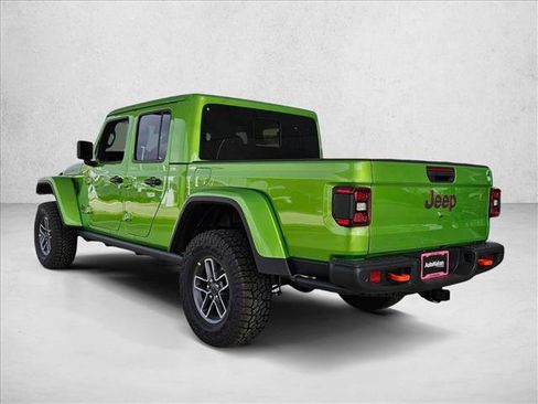 New 2025 Jeep Gladiator Mojave image 9