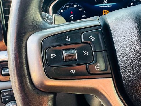Used 2023 Chevrolet Silverado 1500 LTZ w/ LTZ Premium Package AWD/4WD image 9