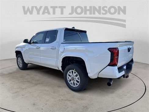 New 2026 Toyota Tacoma SR5 image 3