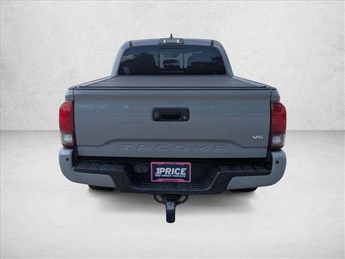 Used 2019 Toyota Tacoma TRD Sport w/ Technology Package AWD/4WD image 6