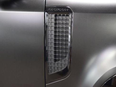 Used 2024 Land Rover Defender 130 X AWD/4WD image 18