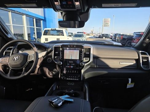 Used 2025 RAM 2500 Laramie w/ Night Edition image 21
