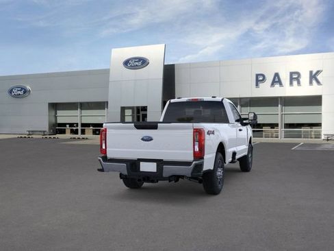 New 2025 Ford F350 XLT image 8