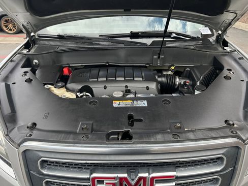 Used 2016 GMC Acadia SLT w/ Open Road Package AWD/4WD image 34