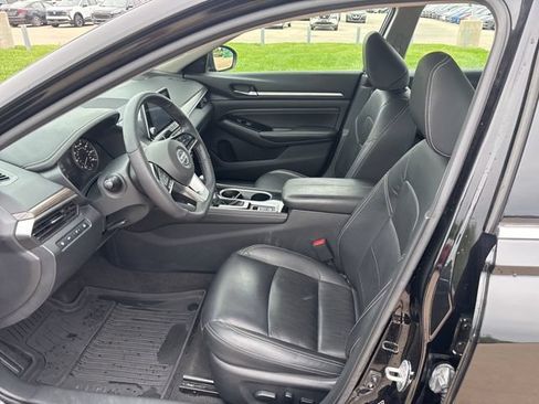 Used 2022 Nissan Altima 2.5 SL FWD image 6