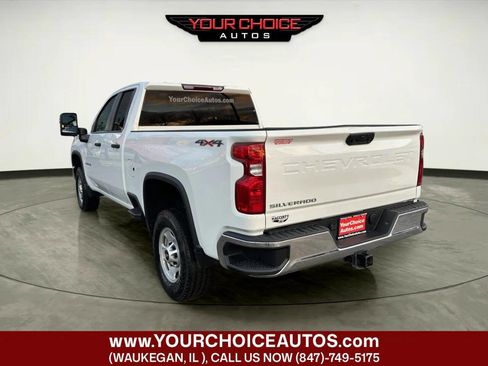 Used 2021 Chevrolet Silverado 2500 W/T w/ WT Convenience Package image 3