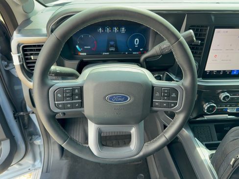 Used 2025 Ford F250 Lariat w/ Lariat Ultimate Package AWD/4WD image 10