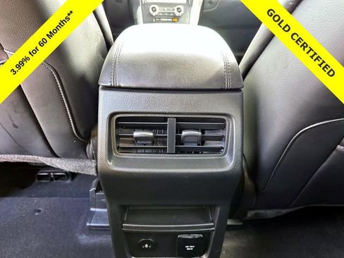 Certified 2024 Ford Edge SEL w/ Convenience Package image 9