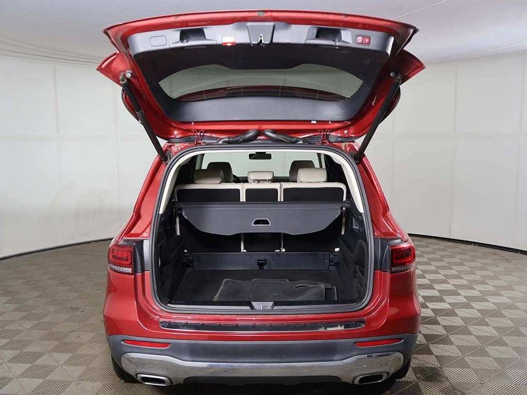 Used 2022 Mercedes-Benz GLB 250 4MATIC image 13