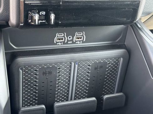 New 2026 RAM 2500 Laramie AWD/4WD image 36
