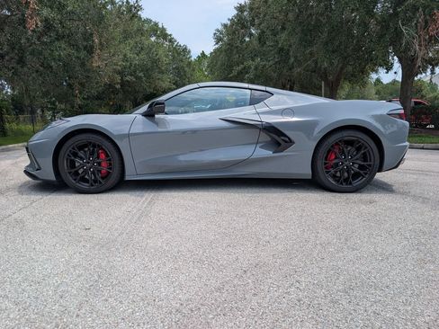 Used 2024 Chevrolet Corvette Stingray Coupe w/ Z51 Performance Package RWD image 5