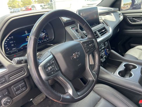 Used 2022 Chevrolet Tahoe Z71 w/ Z71 Off-Road Package AWD/4WD image 34