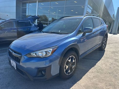 Used 2019 Subaru Crosstrek 2.0i Premium image 3