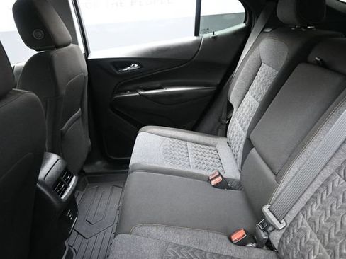 Used 2022 Chevrolet Equinox LT AWD/4WD image 23