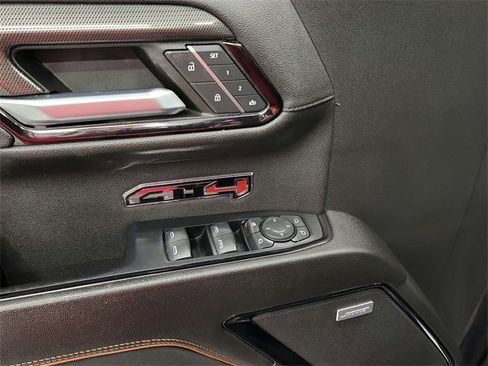 Used 2023 GMC Sierra 1500 AT4 w/ Technology Package image 31