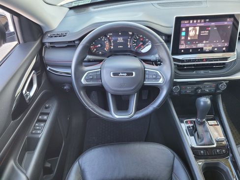 Used 2022 Jeep Compass Trailhawk w/ Sun and Sound Group image 10