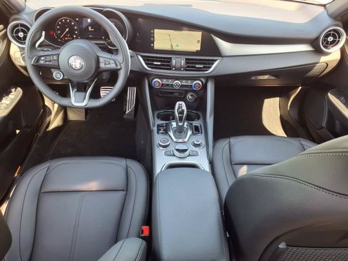 New 2025 Alfa Romeo Giulia w/ Driving Assist Package RWD image 28