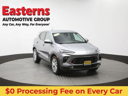 Used 2024 Buick Encore GX Preferred FWD image 17