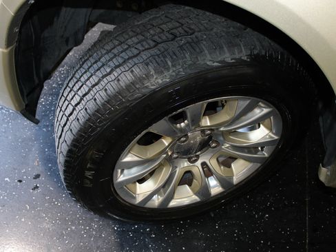 Used 2016 RAM 1500 Laramie Longhorn w/ Convenience Group RWD image 41