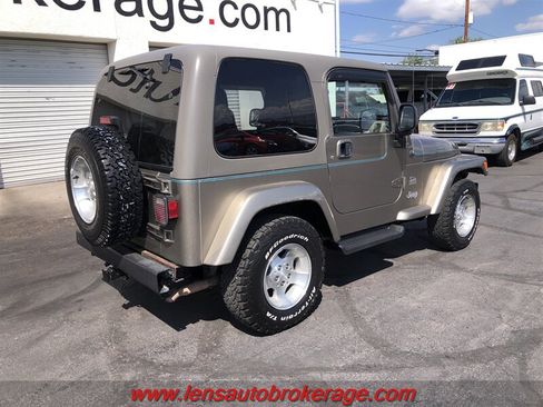 Used 2003 Jeep Wrangler Sahara AWD/4WD image 8