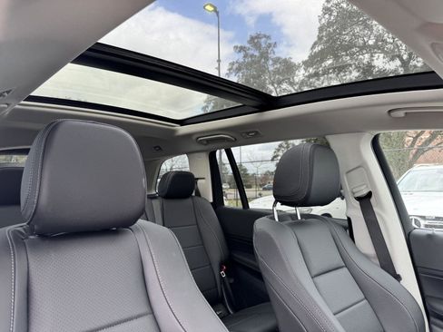 Certified 2026 Mercedes-Benz GLS 450 4MATIC image 32