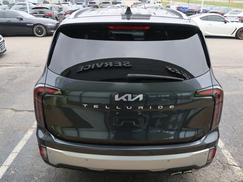 Used 2023 Kia Telluride EX FWD image 11
