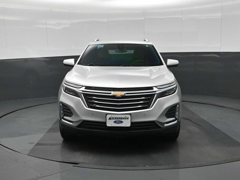 Used 2022 Chevrolet Equinox Premier image 3