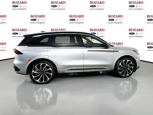 New 2026 Lincoln Nautilus Black Label AWD/4WD image 9