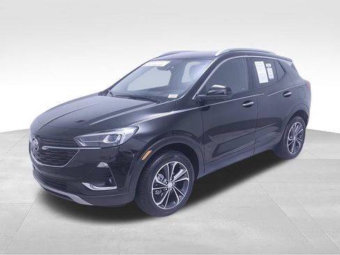 Used 2023 Buick Encore GX Essence w/ Advanced Technology Package AWD/4WD image 4