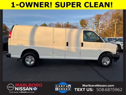 Used 2022 Chevrolet Express 3500 Work Van w/ Driver Convenience Package image 8