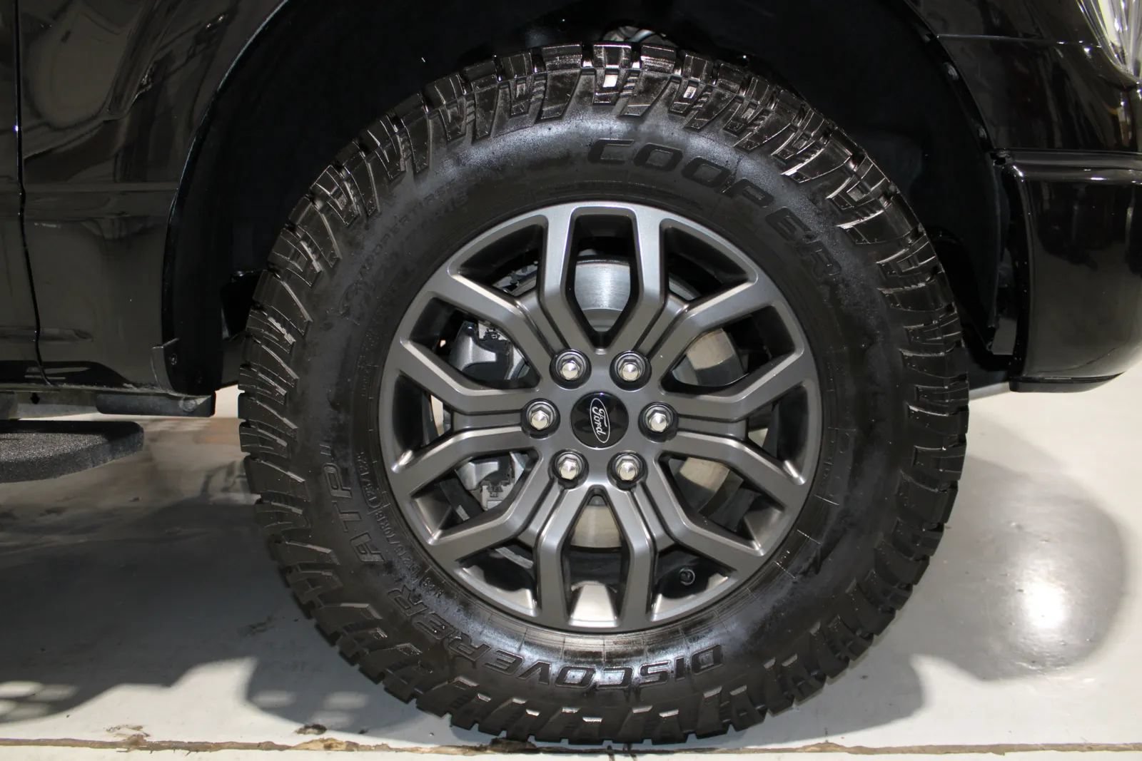 Used 2023 Ford F150 Tremor w/ Equipment Group 402A High AWD/4WD image 32