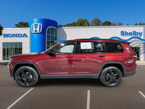 Used 2023 Jeep Grand Cherokee L Laredo AWD/4WD image 5