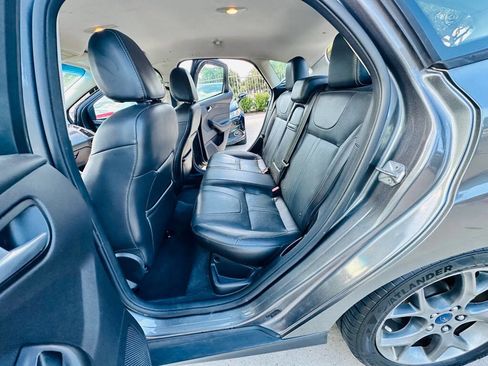 Used 2013 Ford Focus SE FWD image 16