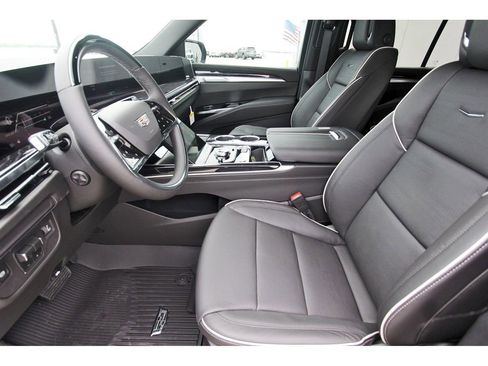 New 2026 Cadillac Escalade Sport w/ LPO, Floor Liner Package RWD image 6