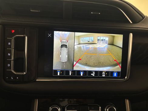 Used 2024 GMC Yukon Denali w/ LPO, Floor Liner Package image 37