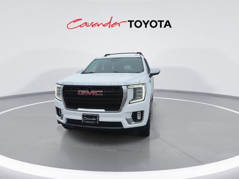 Used 2024 GMC Yukon SLE w/ Gmc Pro Safety Plus Package image 3