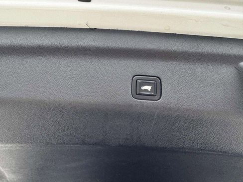 Used 2021 Chevrolet Suburban Premier w/ Premium Package image 56