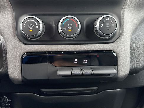 Used 2023 RAM 1500 Tradesman AWD/4WD image 15